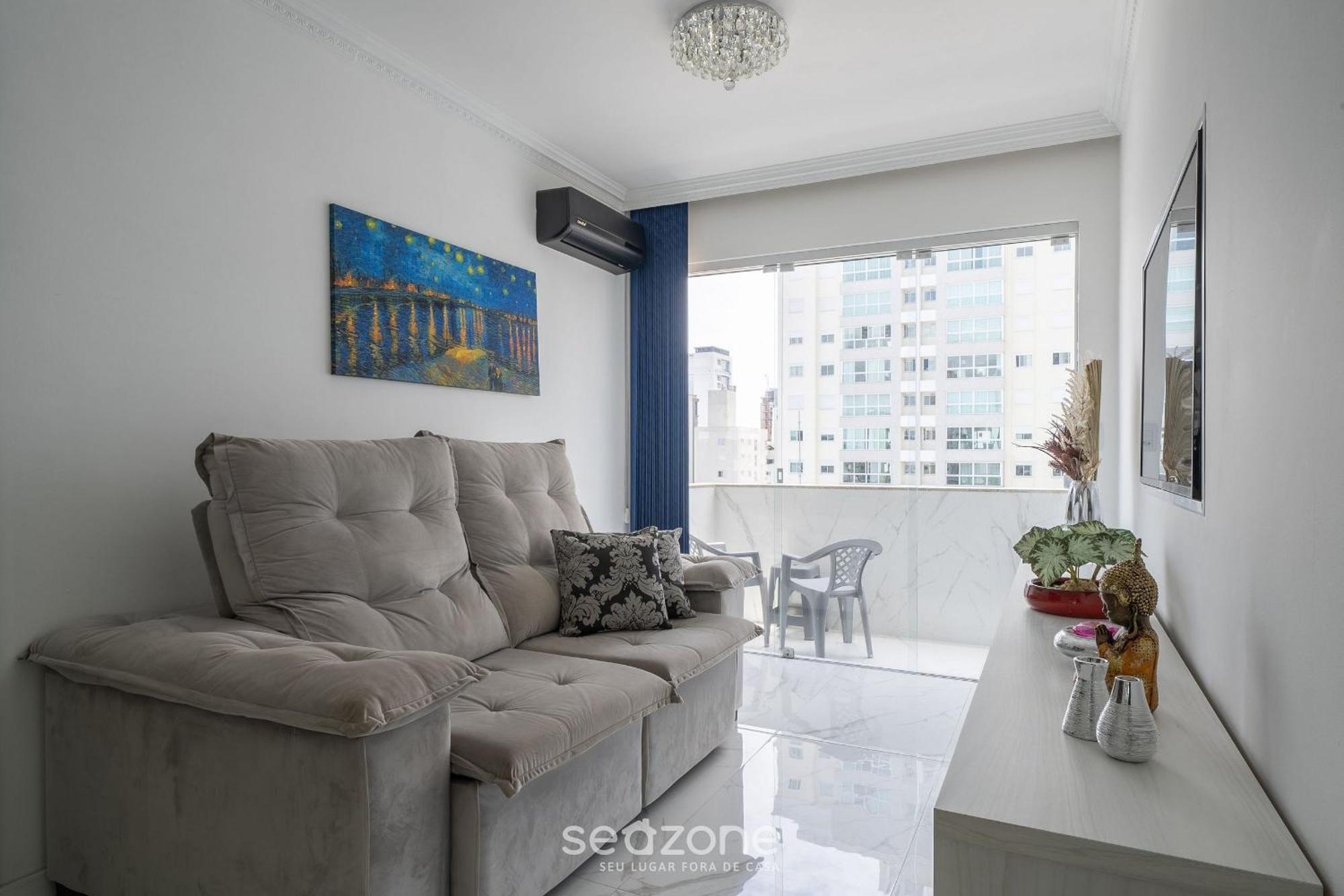 Lindo Apto. Perto Da Roda Gigante Em Bc Emf100 Apartamento